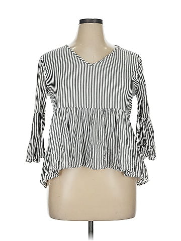 True Craft 3/4 Sleeve Blouse (view 1)
