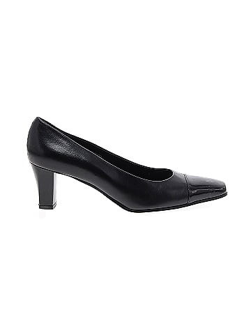 Etienne Aigner Heels (view 1)