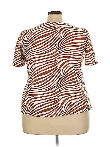 Jessica London Short Sleeve T-Shirt (view 2)