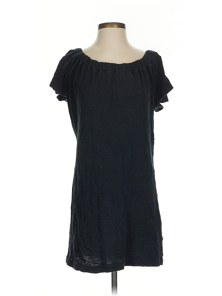 Click to view more detailed imagery on our partner's website Pre-owned Banana Republic Casual Dress In Black
