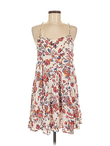 En Creme Sleeveless Top (view 1)