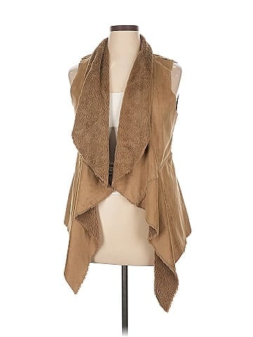 New York Yoki Collection Vest (view 1)