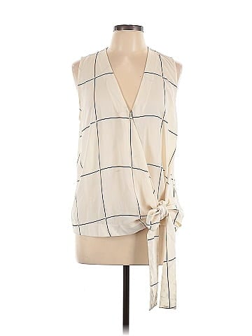 Trouve Sleeveless Blouse (view 1)