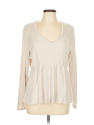 t.la Long Sleeve Top (view 1)