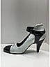 Chanel 100% Leather Color Block Gray Silver Leather Mary Jane Heels Size EU 38 1/2 - photo 11