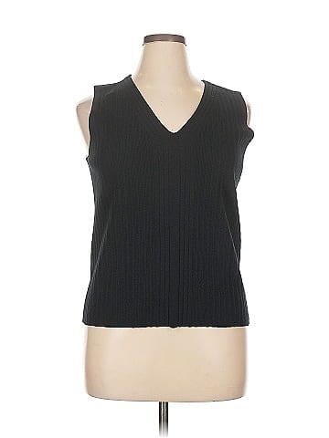 Liz Claiborne Sweater Vest (view 1)
