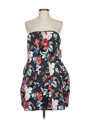 Anthropologie Cocktail Dress (view 1)