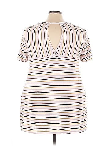 Andree by UNIT Short Sleeve Top (view 2)