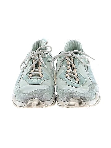 Puma Sneakers (view 2)
