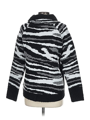 RD Style Turtleneck Sweater (view 2)
