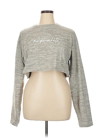 Alphalete Athletics Long Sleeve T-Shirt (view 1)