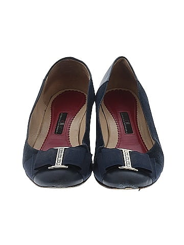 CH Carolina Herrera Flats (view 2)