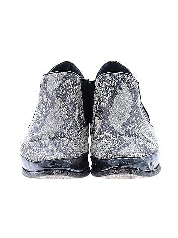 Pour La Victoire Ankle Boots (view 2)