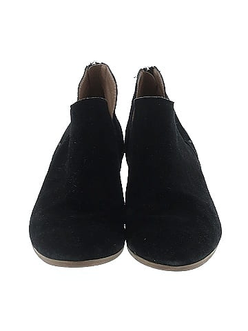 Kenneth Cole REACTION Ankle Boots (view 2)