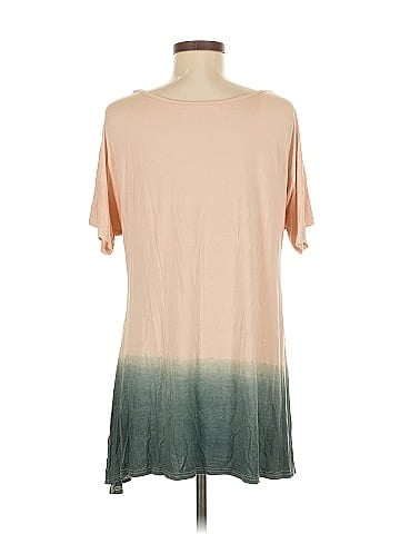 Andree by UNIT Short Sleeve T-Shirt (view 2)