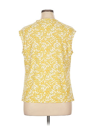 Kasper Sleeveless Blouse (view 2)