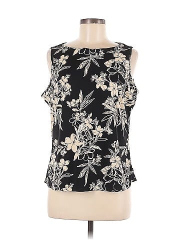 Amanda Smith Sleeveless T-Shirt (view 1)