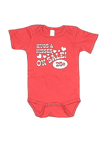 Laughing Giraffe Short Sleeve Onesie (view 1)