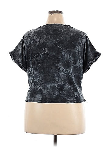 Earth Yoga Short Sleeve T-Shirt (view 2)
