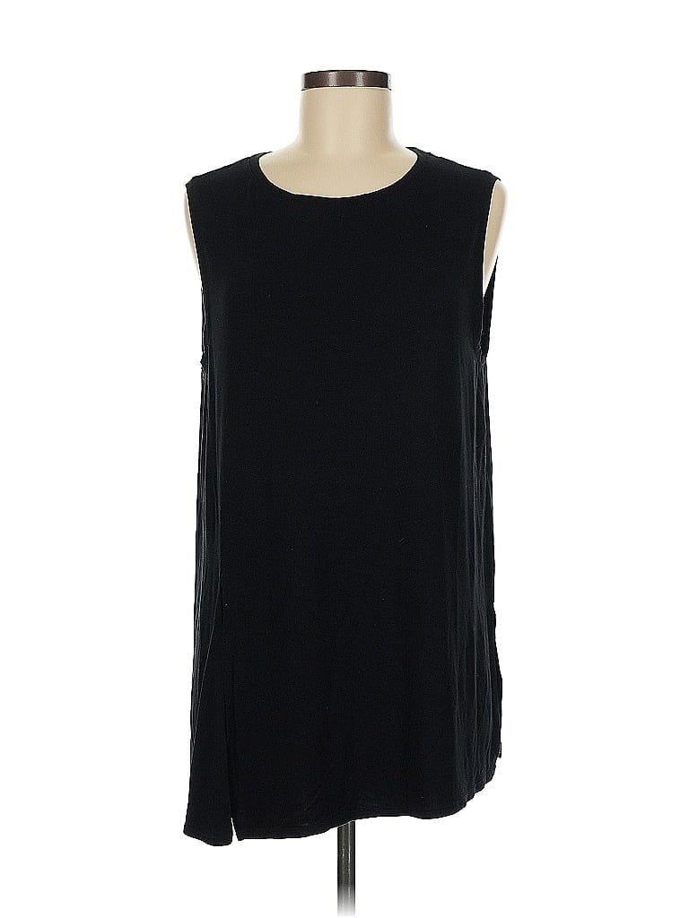 Pre-owned Fabletics Sleeveless T-shirt In Black