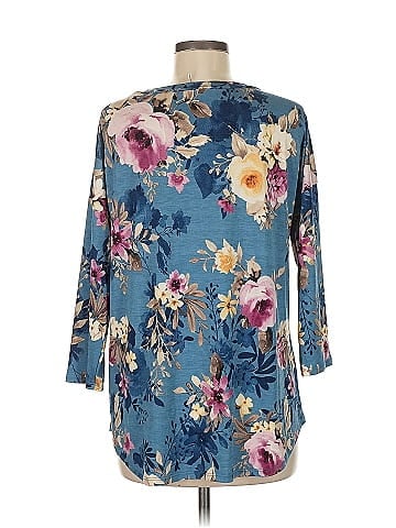 Dear Scarlett 3/4 Sleeve Blouse (view 2)