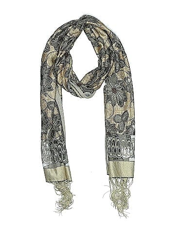 Isa & Stef Scarf (view 1)