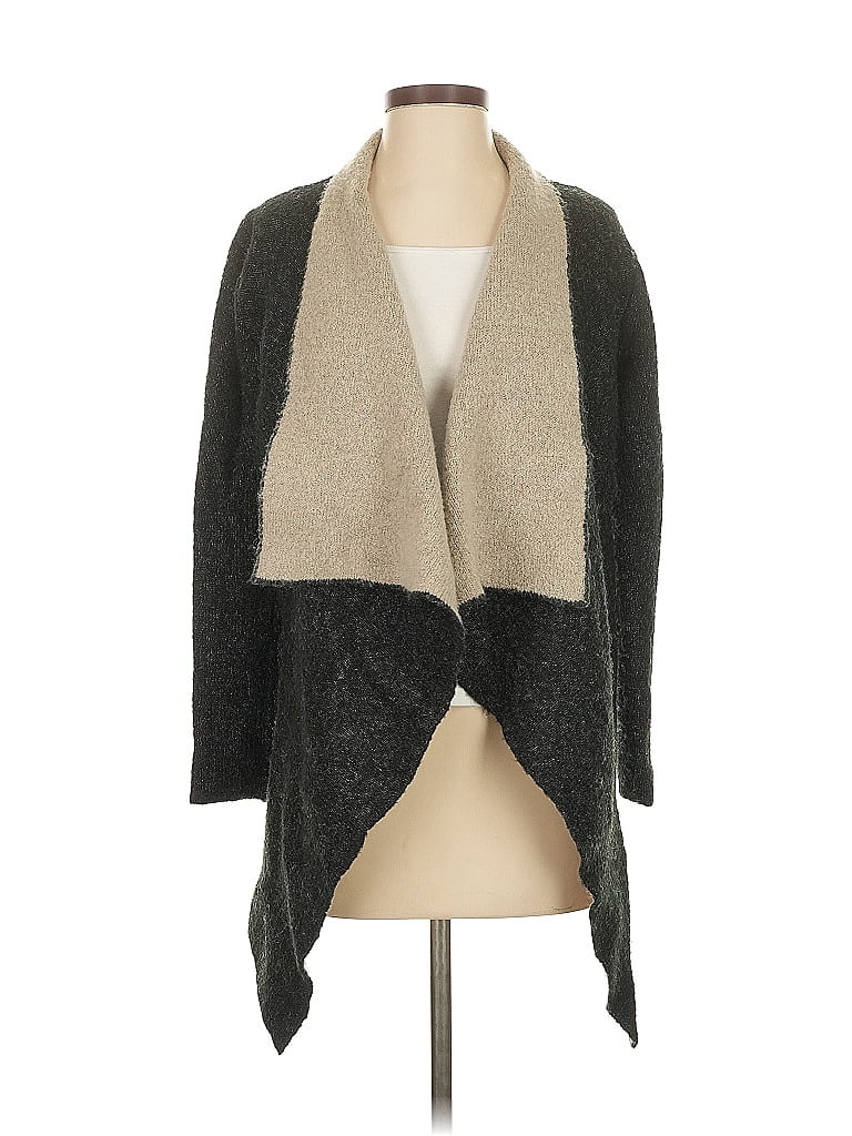 Click to view more detailed imagery on our partner's website Pre-owned Zara Cardigan Sweater In Gray