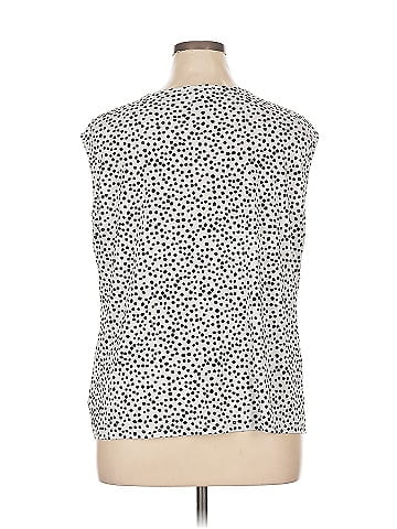 Kasper Sleeveless Blouse (view 2)