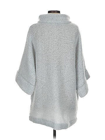 Coco + Carmen Poncho (view 2)