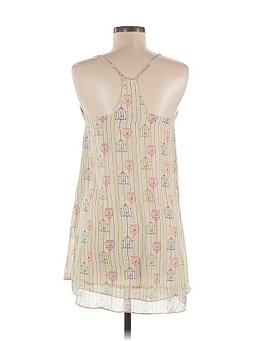 Judith March Sleeveless Blouse (view 2)