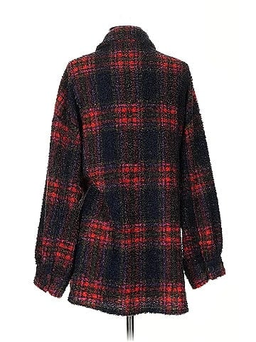 En Creme Poncho (view 2)