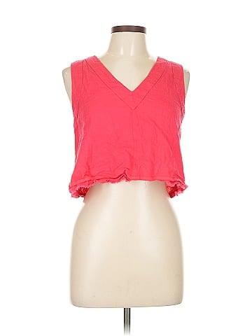 New In Sleeveless Top (view 1)