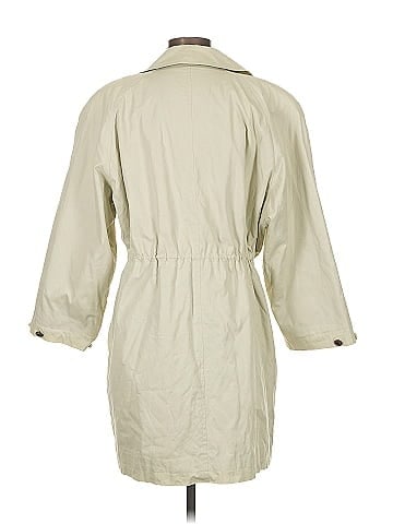 Burberry Vintage Trenchcoat (view 2)