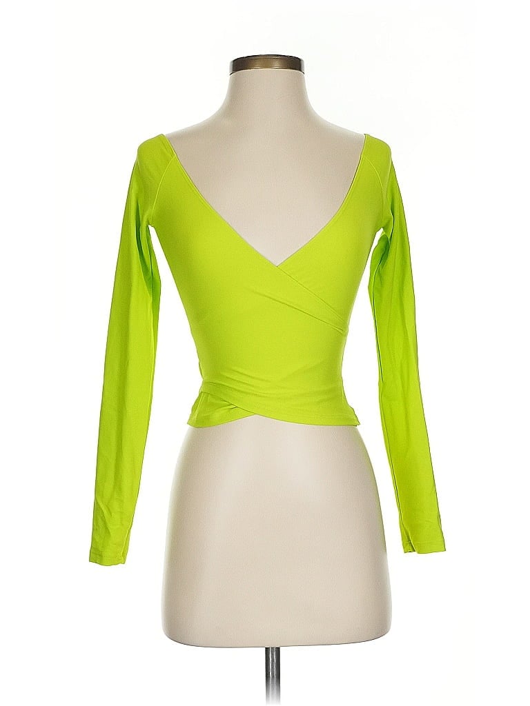 Pre-owned Carbon38 3/4 Sleeve T-shirt In Green