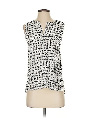 Trouve Sleeveless Silk Top (view 1)