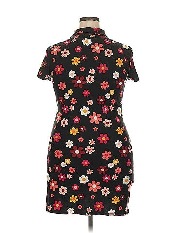 No Boundaries Casual Dress (view 2)