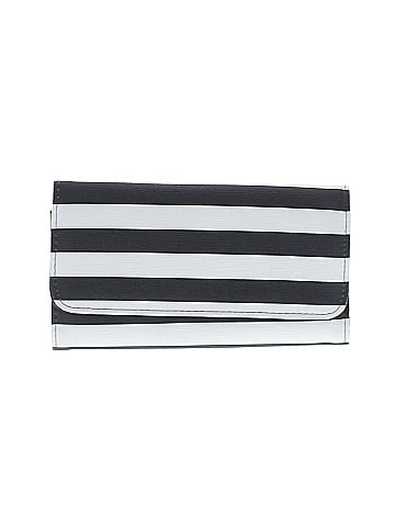 Kut from the Kloth Wallet (view 1)