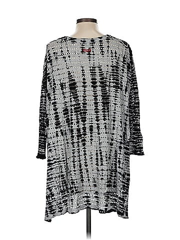 Hard Tail 3/4 Sleeve Top (view 2)