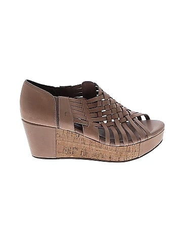Chocolat Blu Wedges (view 1)