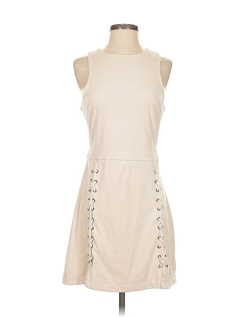 Pre-owned Cupcakes And Cashmere Casual Dress In White