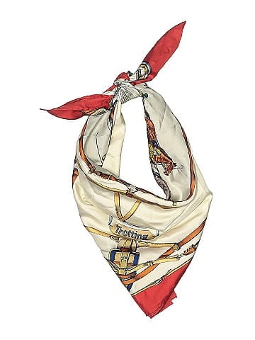 Céline Scarf (view 1)