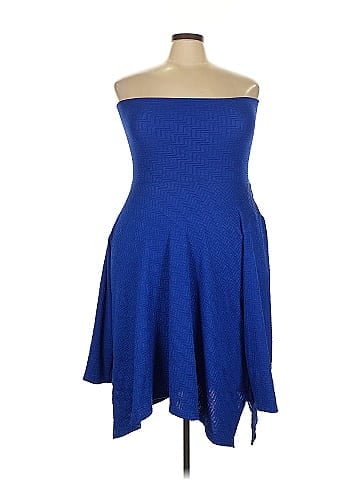 Ali Miles Cocktail Dress (view 1)