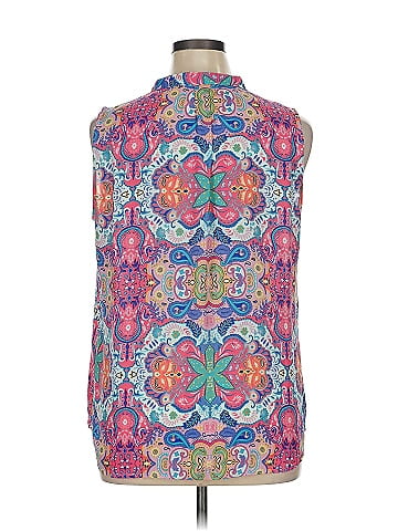 Violet & Claire Sleeveless Blouse (view 2)