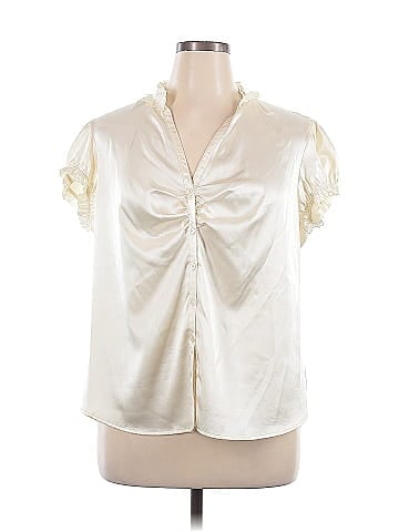 Daisy Fuentes Short Sleeve Blouse (view 1)