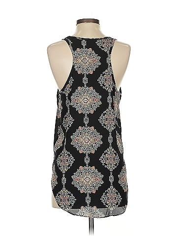 Mossimo Tank Top (view 2)