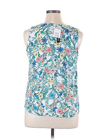 Violet & Claire Sleeveless Blouse (view 2)