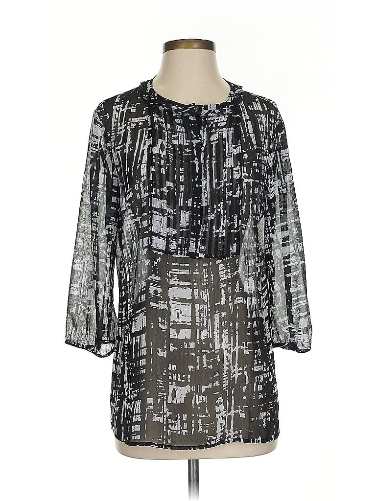 Click to view more detailed imagery on our partner's website Pre-owned Chico's 3/4 Sleeve Blouse In Silver