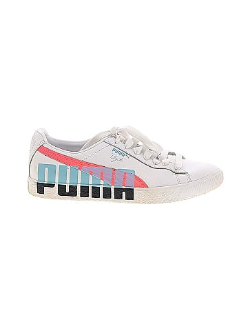 Puma Sneakers (view 1)