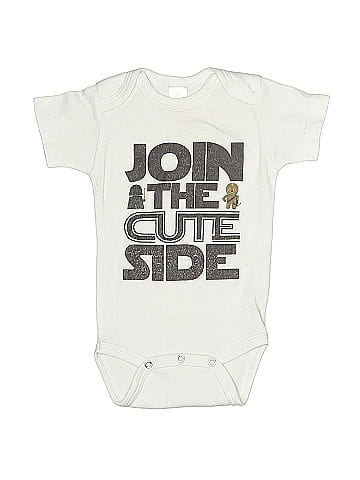 Laughing Giraffe Short Sleeve Onesie (view 1)