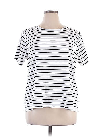 Croft & Barrow Short Sleeve T-Shirt (view 1)